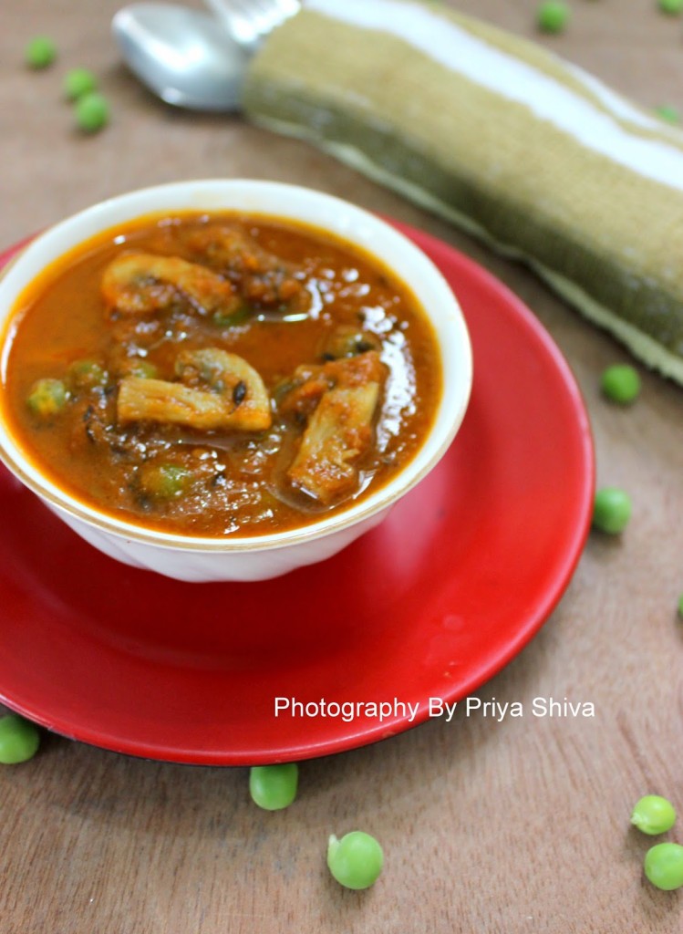 Khumbh Mutter Curry,  matar mushroom masala, Peas mushroom curry