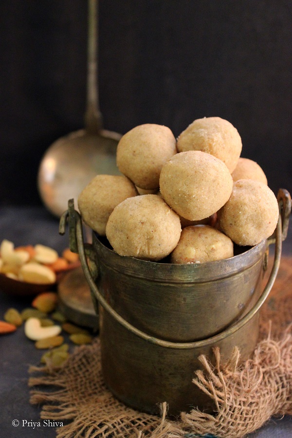 atta badam ladoo recipe