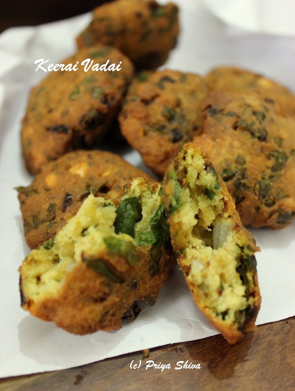 Keerai Vadai / Spinach Vada - PRIYA KITCHENETTE