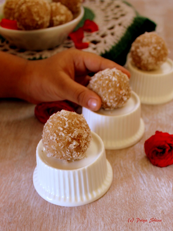 gulkand coconut ladoo