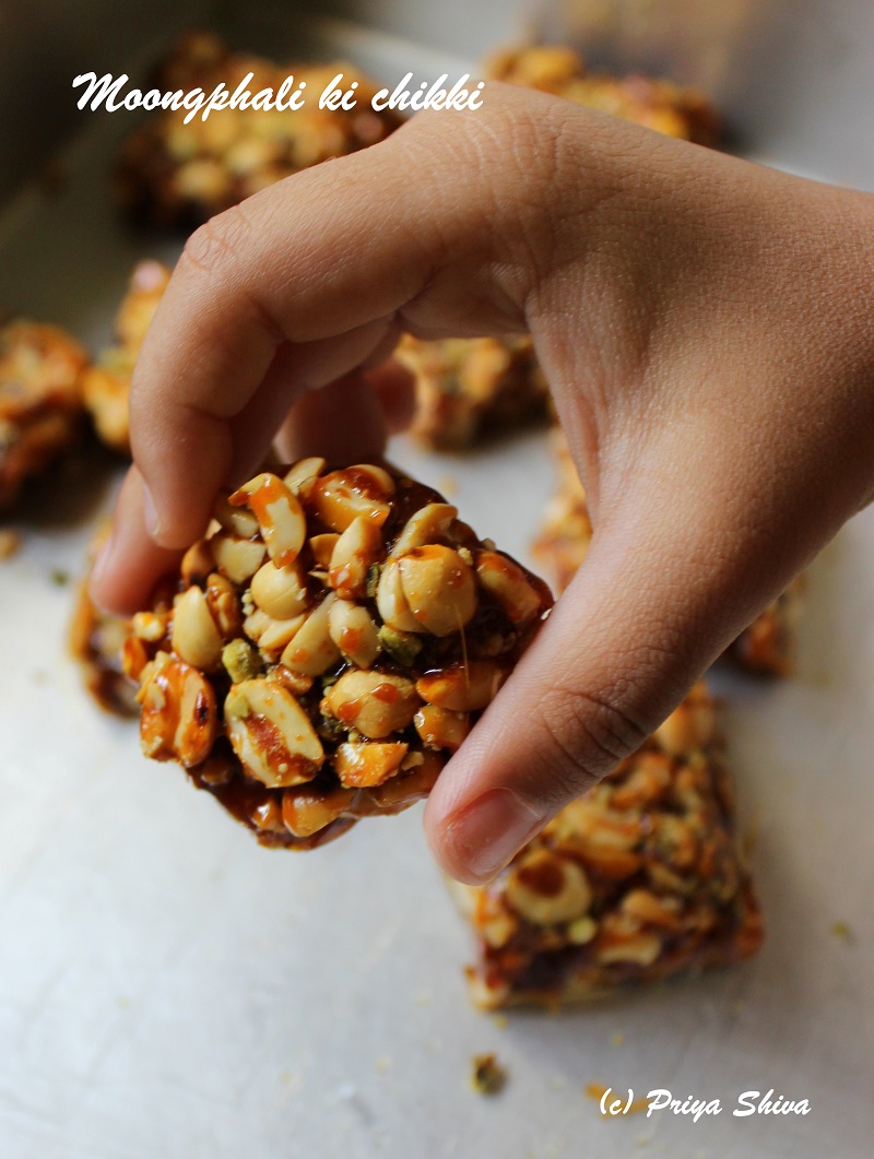 Peanut Brittle / Moongphali ki chikki - PRIYA KITCHENETTE