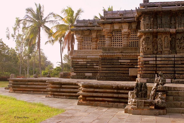 Kedareshwara temple picture