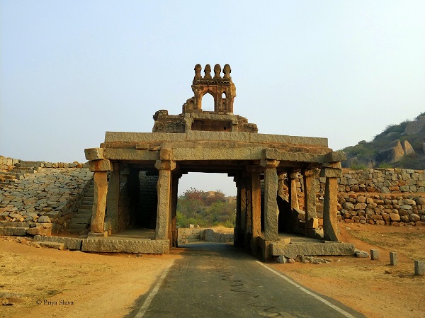 Talarigatta Gate - Hampi