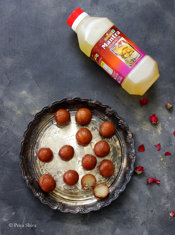 bread gulab jamun with Idhayam Mantra groundnut oil