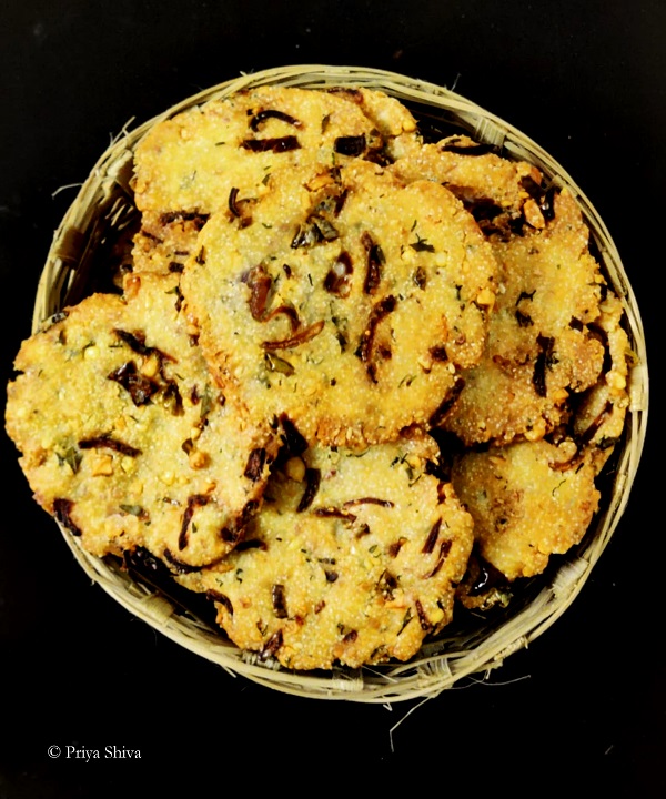 Maddur Vada Recipe - PRIYA KITCHENETTE